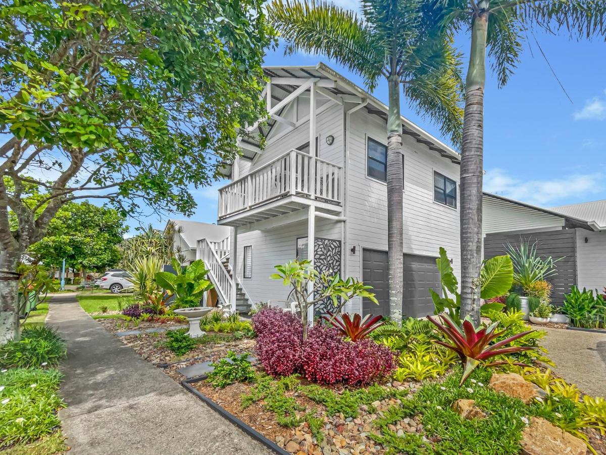 Serene Beachside Apartment Marcoola Exterior photo